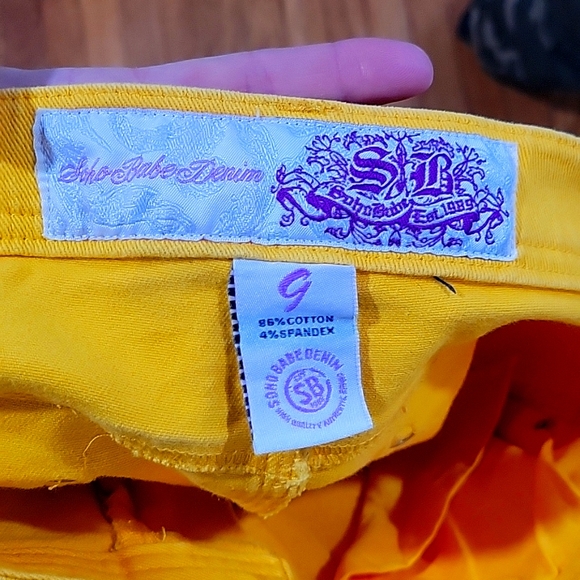 Soho Babe Denim - Picture 4 of 8